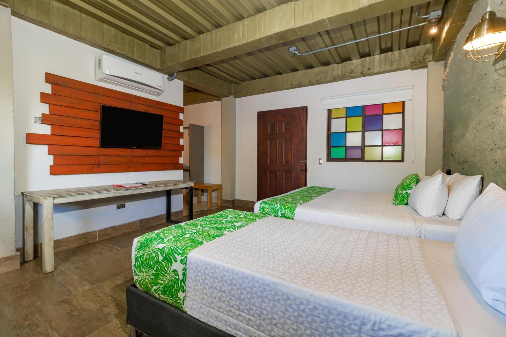 Nq Hotel Orinoquia Granja Campo Alegre Exterior photo